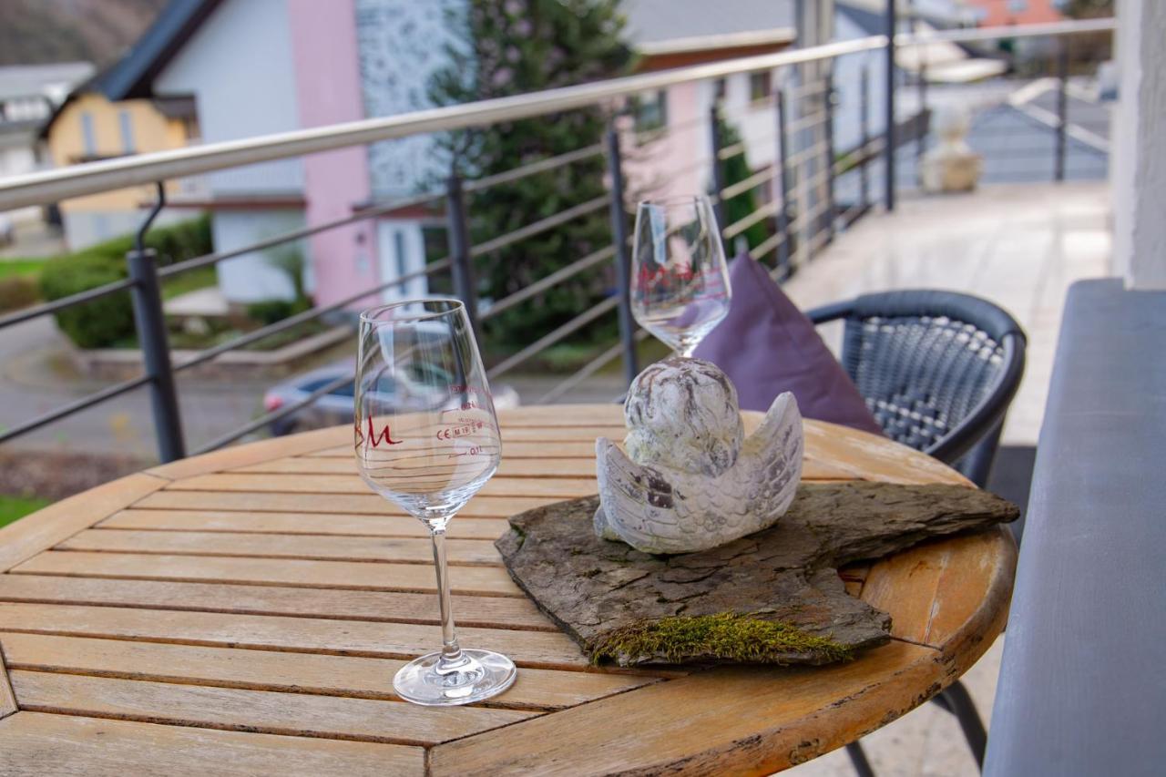 Ferienwohnung Weingut Kdm Krov Exterior photo